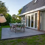 De Tuinfluiter 7 *